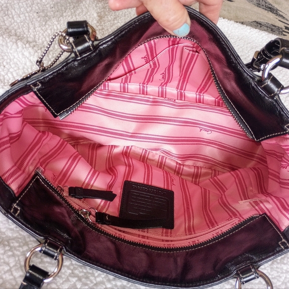 Coach, absolutely stunning: classic black, NWT - Picture 5 of 8